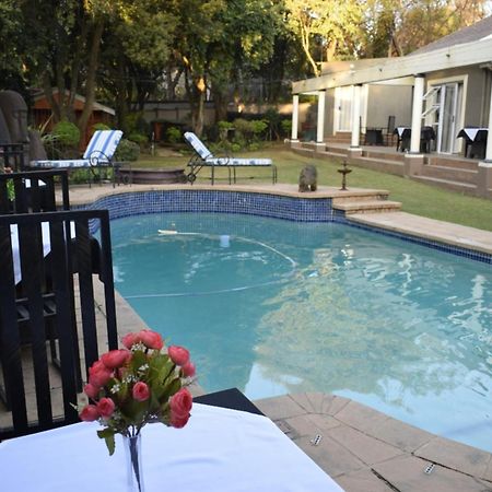 The Elephant Room At Frederick'S Place Pretoria-Noord Exteriér fotografie