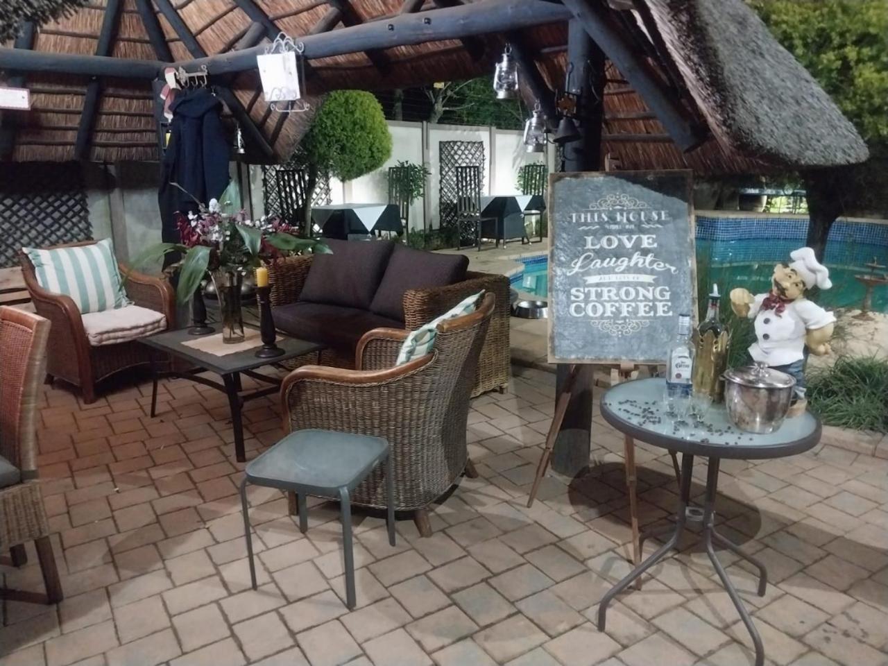 The Elephant Room At Frederick'S Place Pretoria-Noord Exteriér fotografie